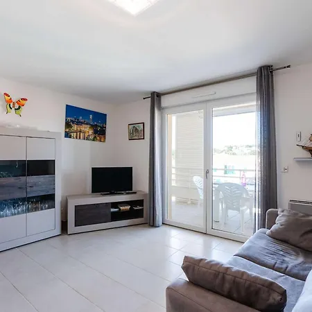 Apartment T3 Avec Ascenseur Et Parking A - Fr-1-409-279