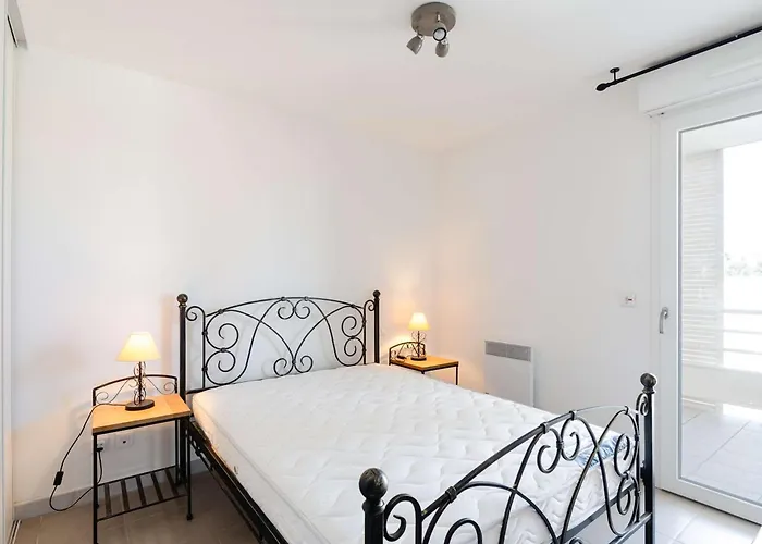 Apartment T3 Avec Ascenseur Et Parking A - Fr-1-409-279